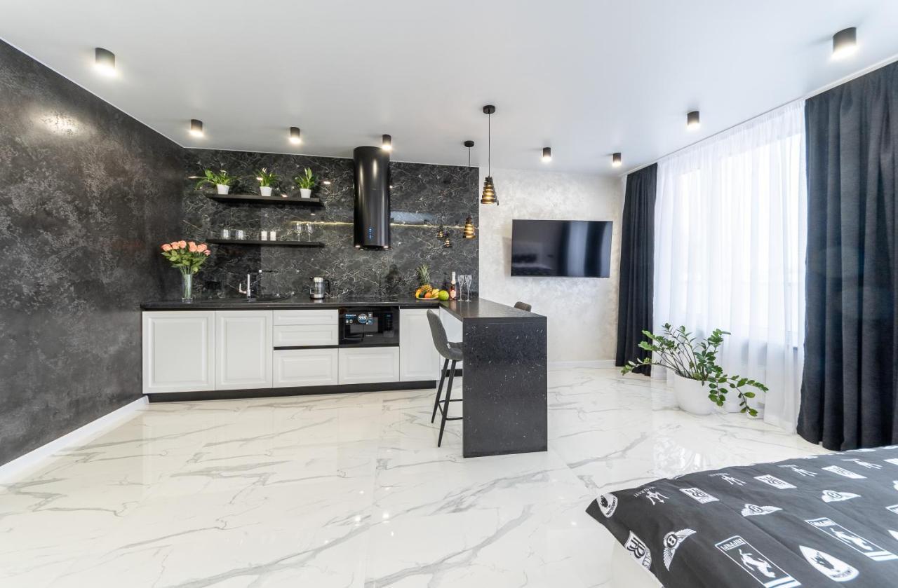 Лучшие Апартаменты На 2 Этаже В Жк Seven Kiev Bagian luar foto