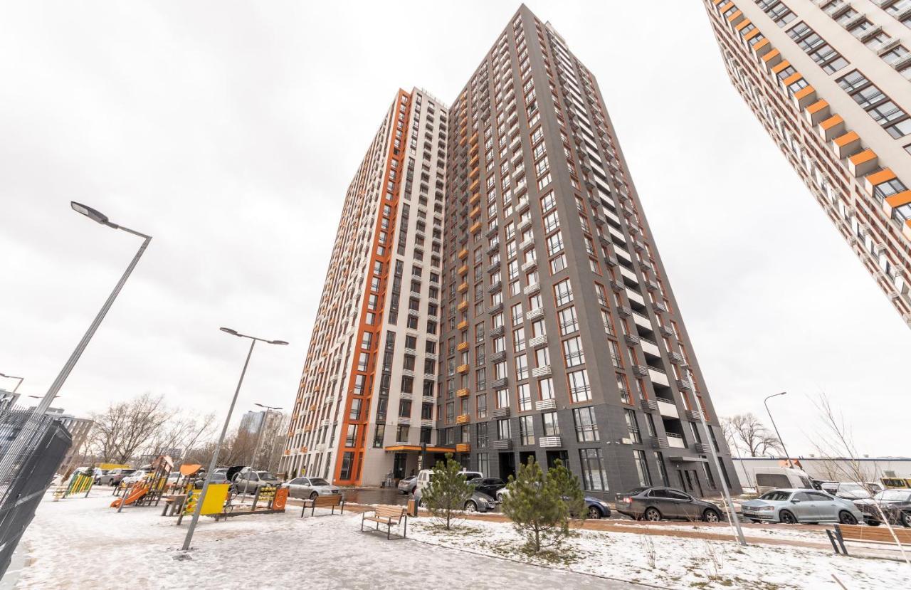 Лучшие Апартаменты На 2 Этаже В Жк Seven Kiev Bagian luar foto